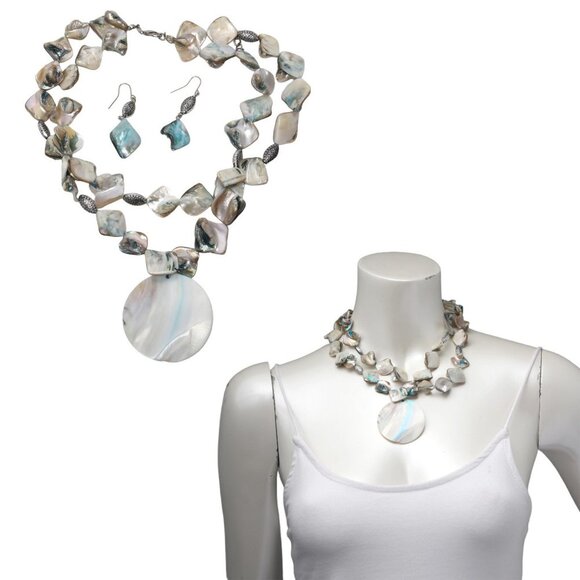 Vintage Iridescent Pearl Mother of Pearl Shell Necklace & Earring Set White Blue - Picture 1 of 12
